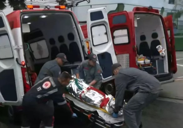 Três pessoas ficam feridas após briga com faca em frente a CEU em Osasco